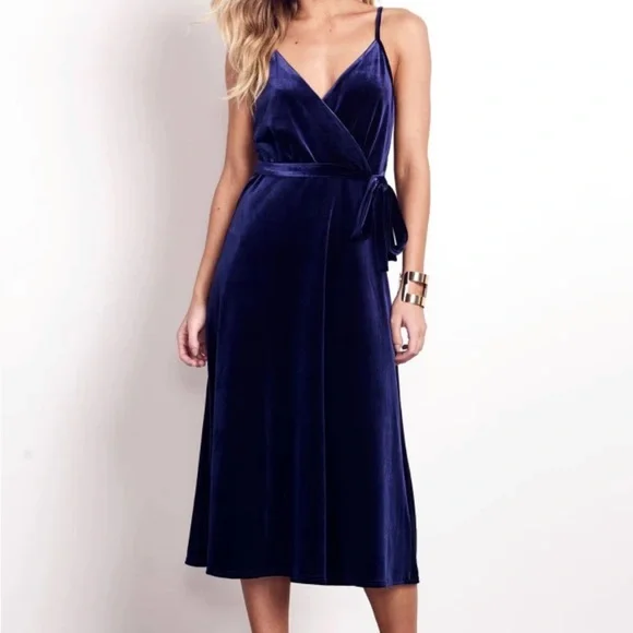 blue velvet dress nordstrom Nordstrom Hinge Black Burnout Blue Velvet Midi Dress size XXS